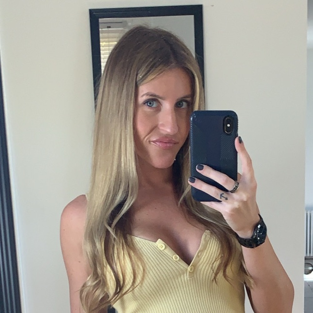 Meet your Posher, Samantha